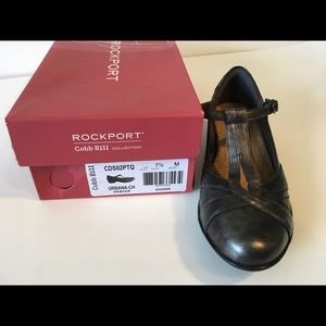 Rockport T-strap shoes 7.5M NIB